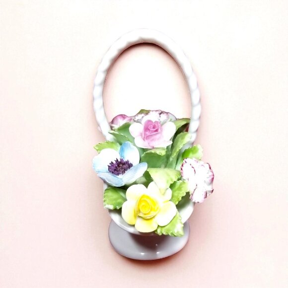 Royal Doulton England Bone China Basket of Flowers - Picture 6 of 9